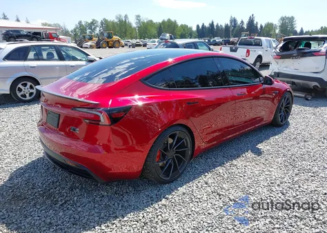 2024 Tesla Model 3 Performance All-Wheel Drive z USA, uszkodzony, nr VIN 5YJ3E1ET9RF897132